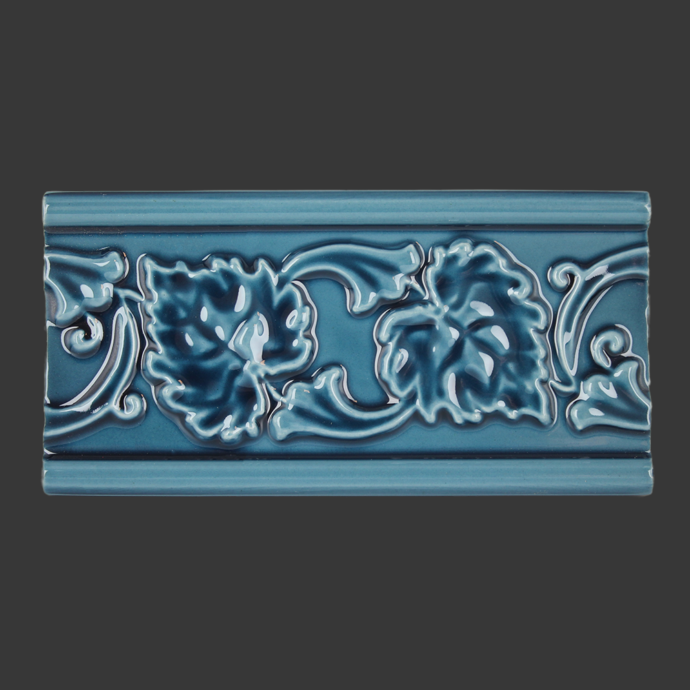 Bluebell Leaf Period Tile