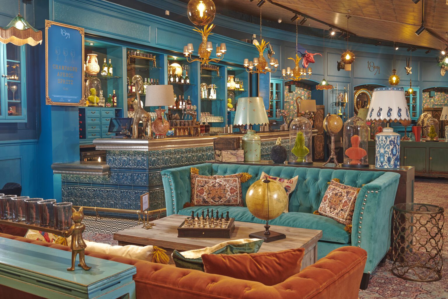 Royal Albert Hall 1871 Bar - Period Embossed Tiles