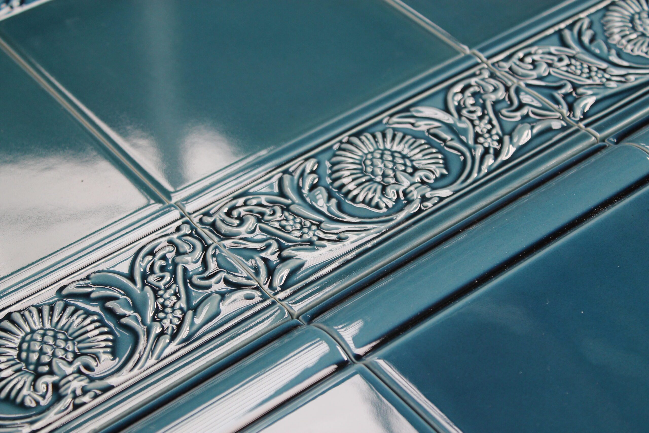 Bluebell Thistle Tile